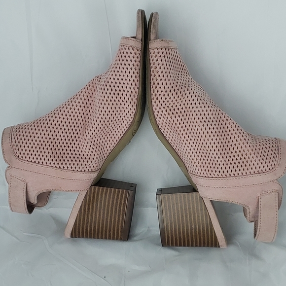 UNISA Slingback Heels Womens 9M pink suede Open Toe Block Heel - Picture 3 of 12